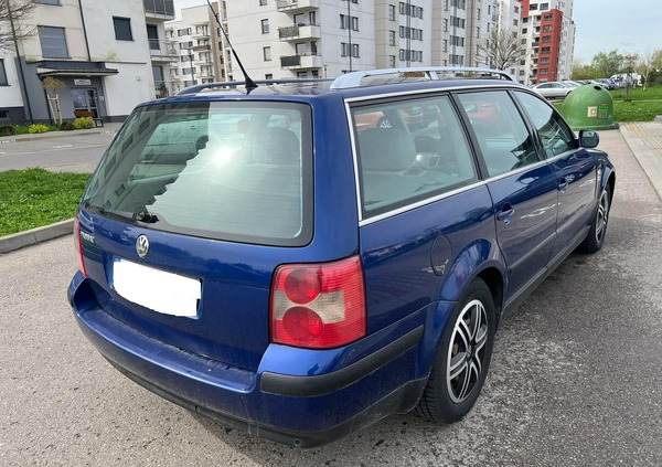 Volkswagen Passat cena 7500 przebieg: 312122, rok produkcji 2003 z Rzeszów małe 211